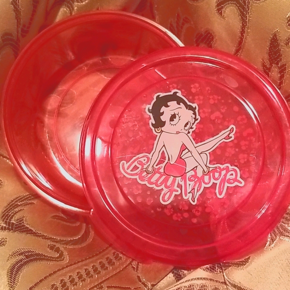 Betty Boop Other - Betty Boop Plastic Container